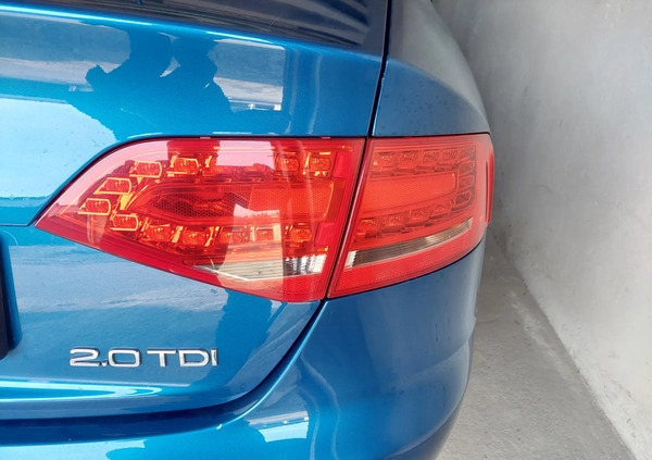 Audi A4 cena 42000 przebieg: 175000, rok produkcji 2011 z Kwidzyn małe 407
